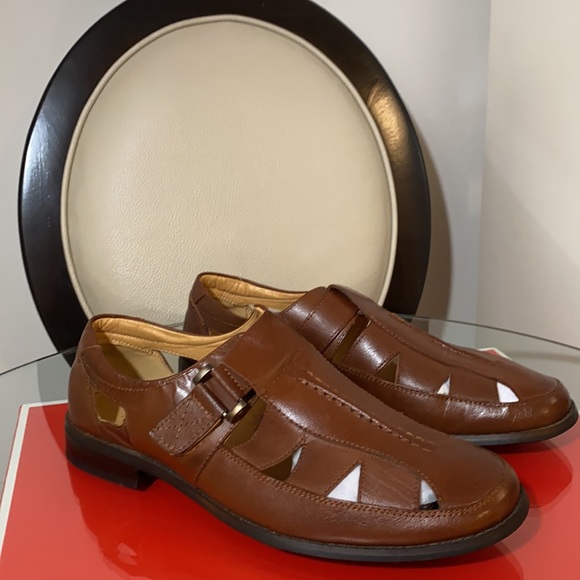 LA Milano Italy collection men’s shoes like new in good condition. - Picture 4 of 9